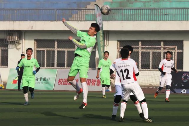 太阳负步行者4连败 利拉德低迷雄鹿不敌开拓者