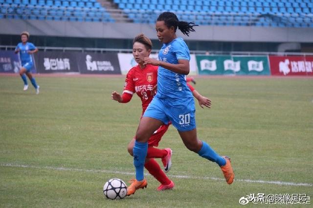 奥纳纳已有10次失误导致丢球 德赫亚12年17次